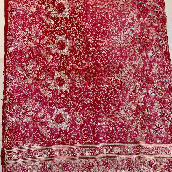 100% Silk Saree - Metallic Threads & Sequins - Rosewood Pink - Picture 9 of 9